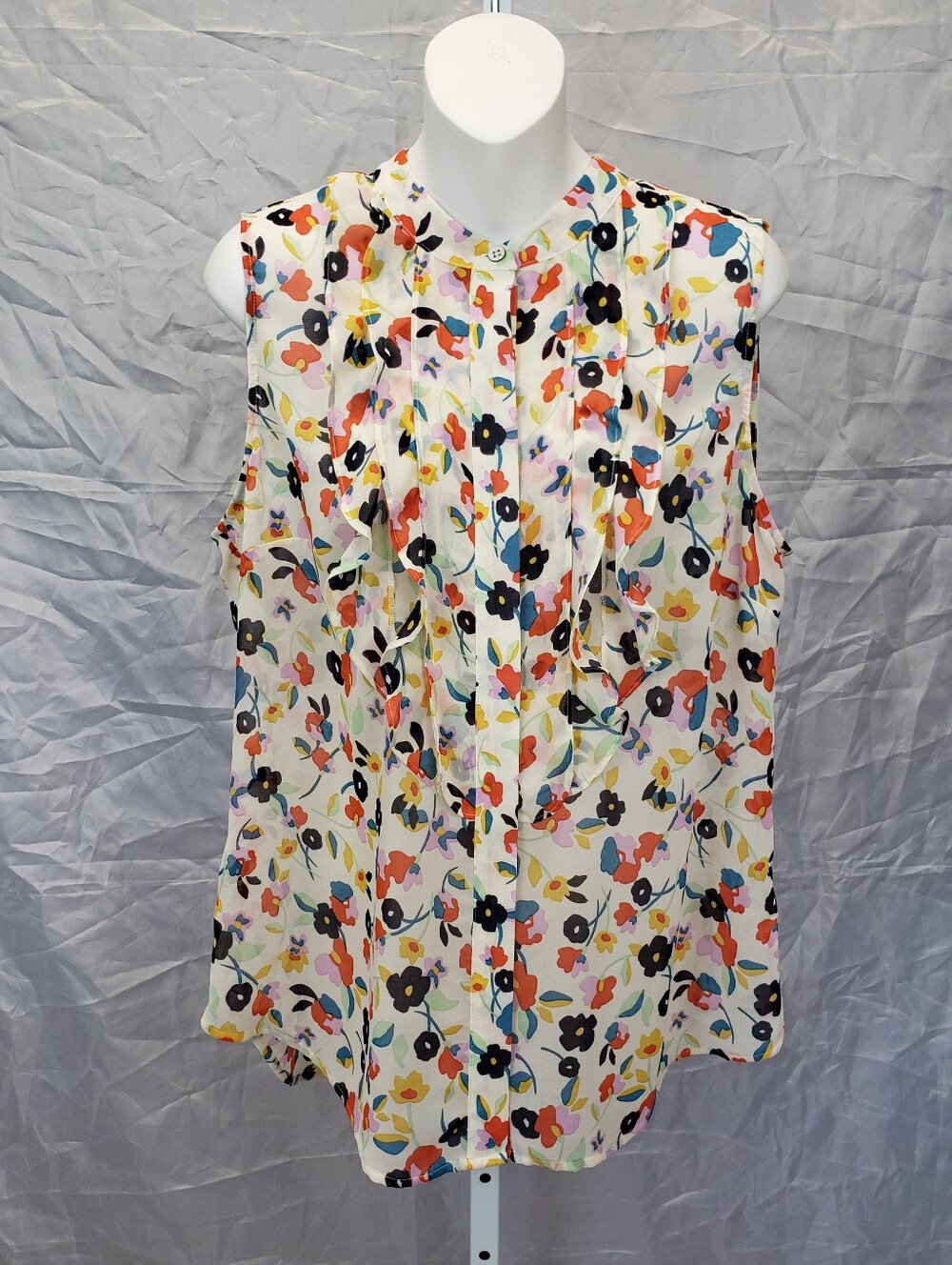 Cabi Tux Ruffle Top #6108 Ivory Multi Floral Sleeveless Blouse Size Medium